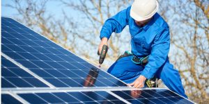 Installation Maintenance Panneaux Solaires Photovoltaïques à Soulge-sur-Ouette